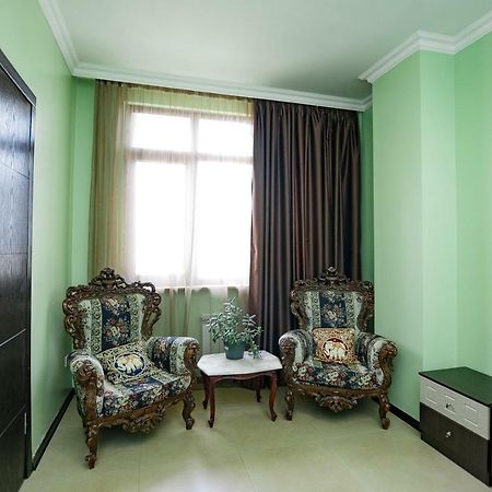 Apartment On Javakhishvili Batumi Eksteriør billede